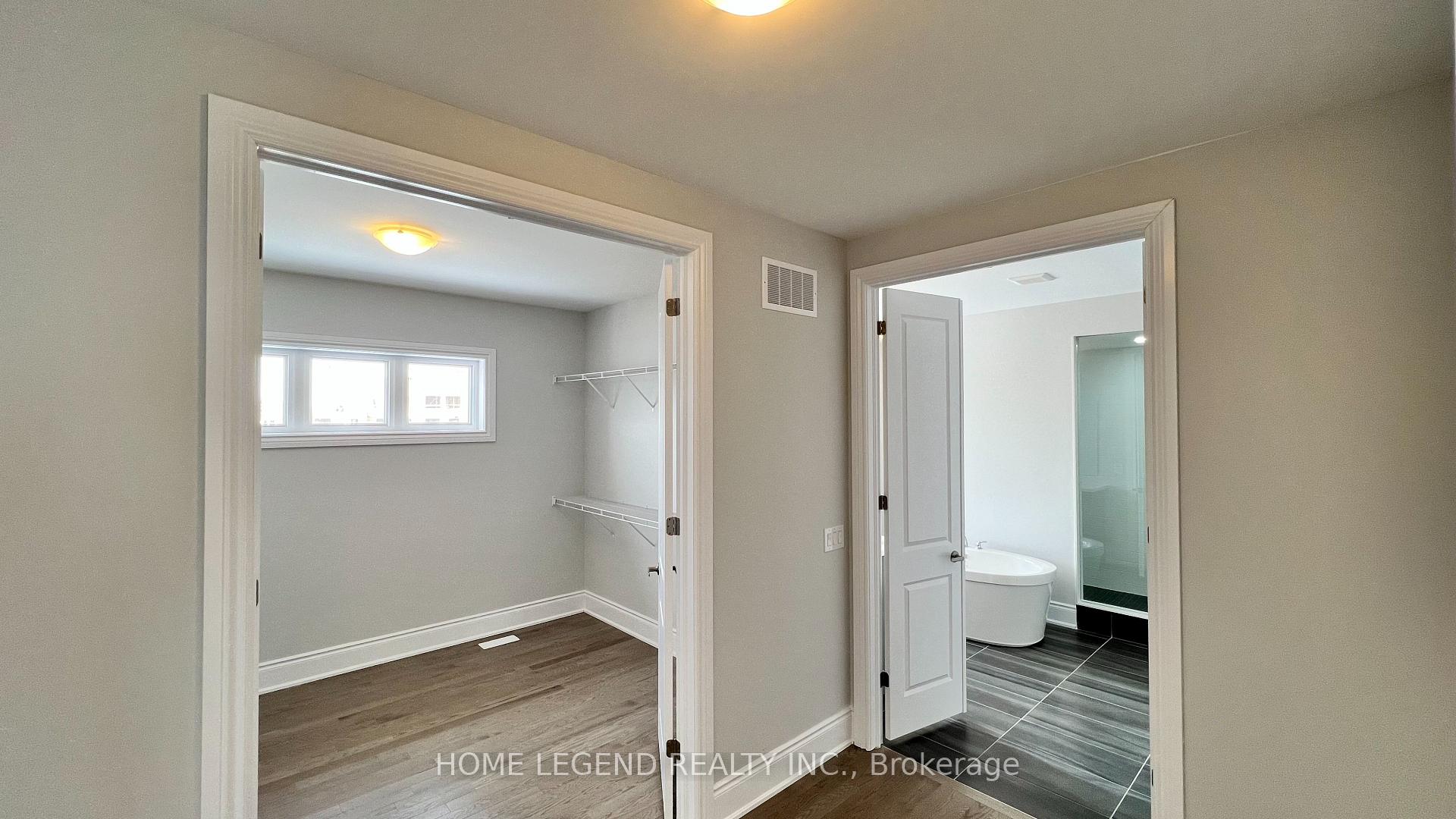 Photo 19 of 24 Meizhou Avenue, Markham, Angus Glen — HOMEH