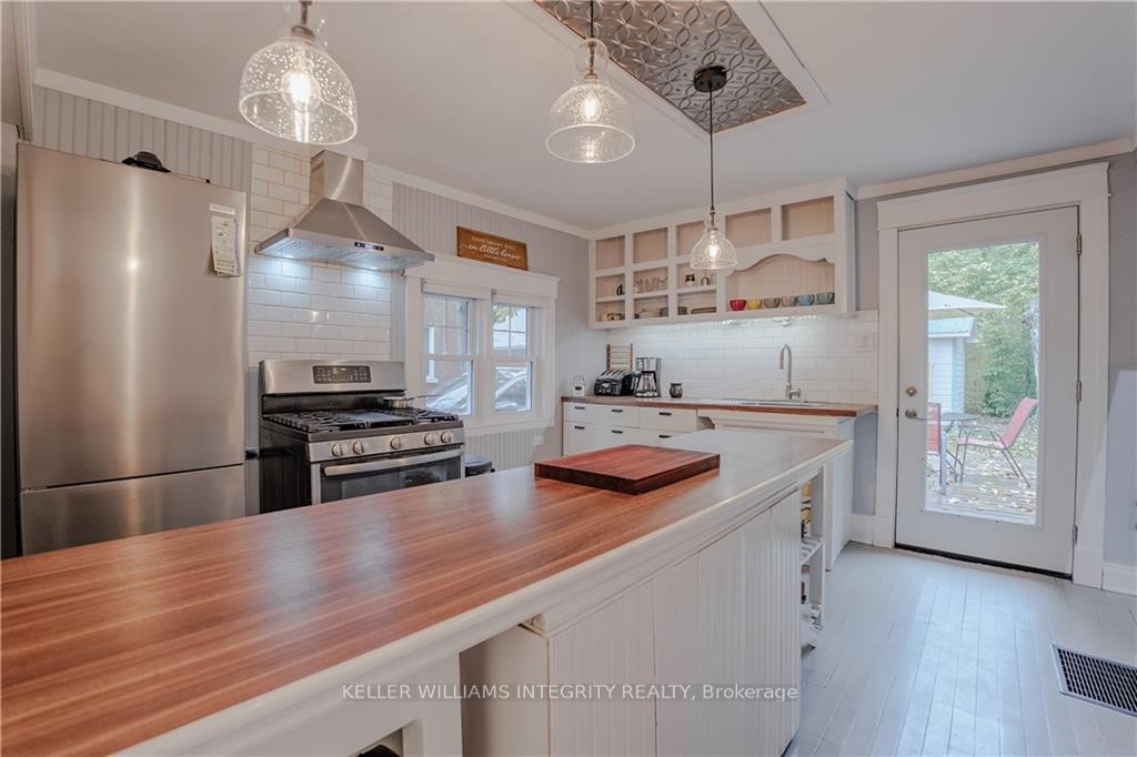 Photo 1 of 1612 County Rd 30, North Glengarry, North Glengarry (Kenyon) Twp — HOMEH