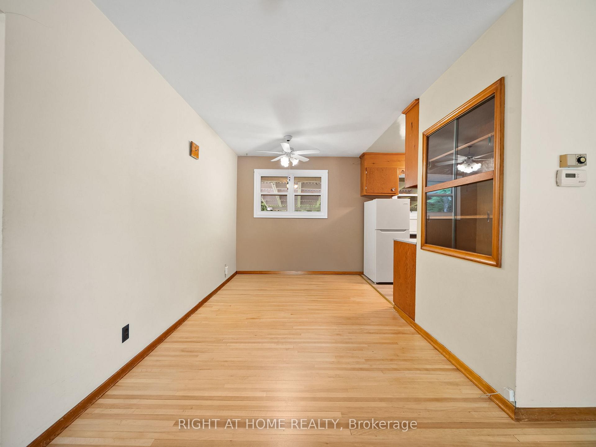 Photo 9 of 52 Elmer Avenue, Orillia — HOMEH