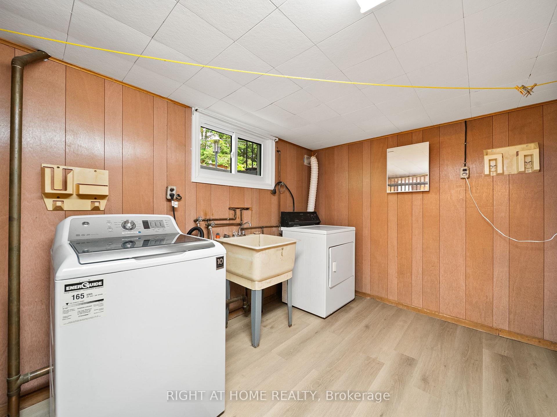 Photo 21 of 52 Elmer Avenue, Orillia — HOMEH