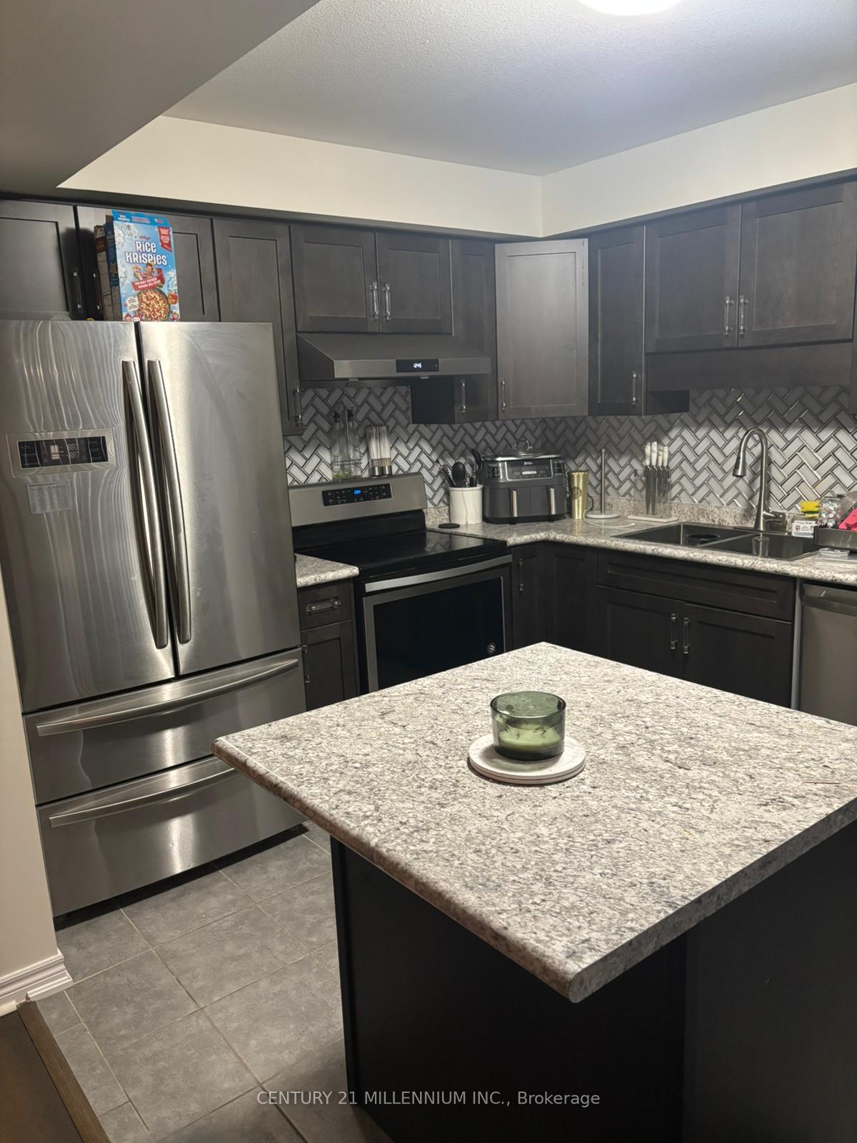 Photo 4 of 7738 Shaw Street, Niagara Falls, Oldfield — HOMEH