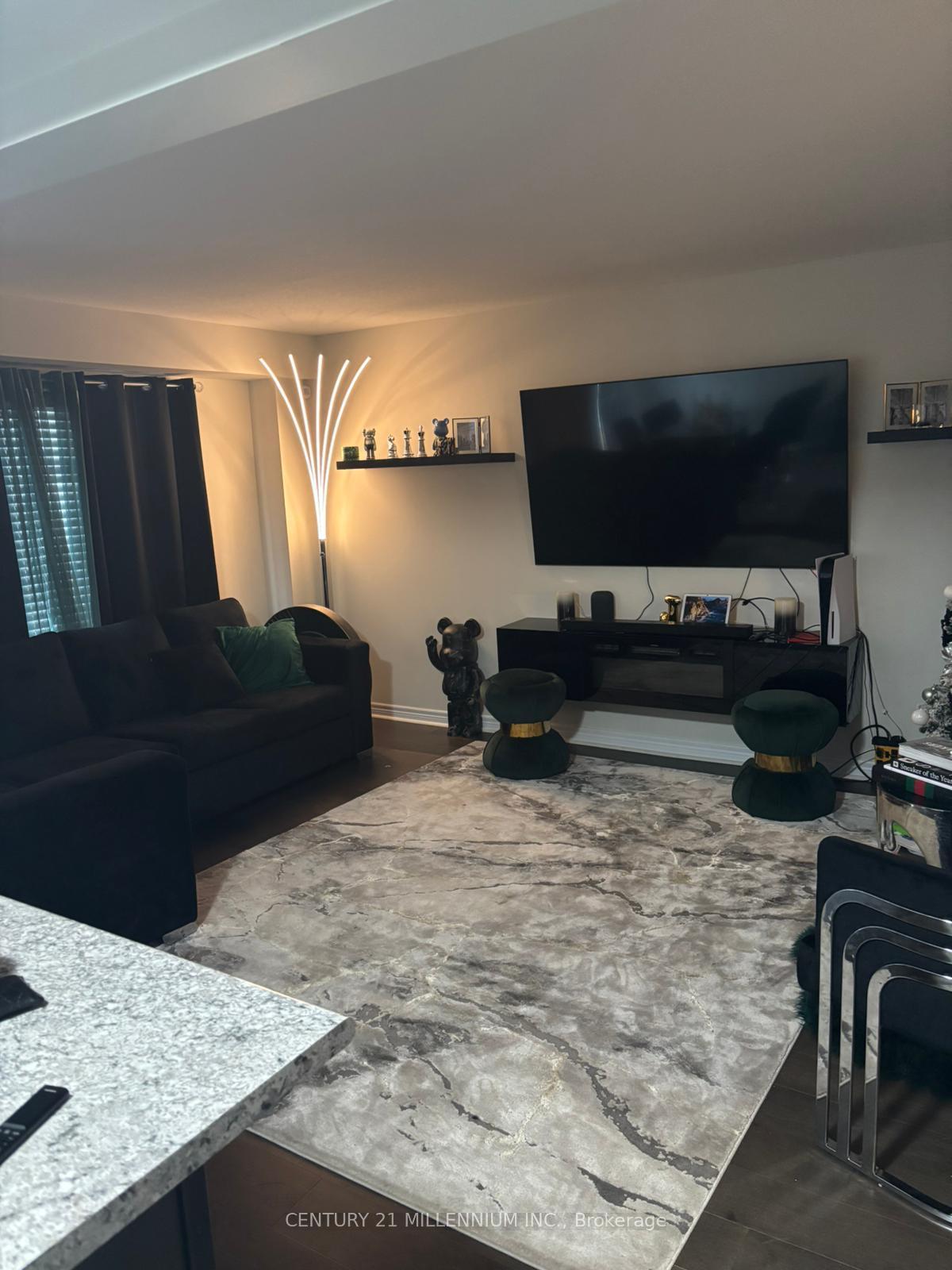 Photo 5 of 7738 Shaw Street, Niagara Falls, Oldfield — HOMEH