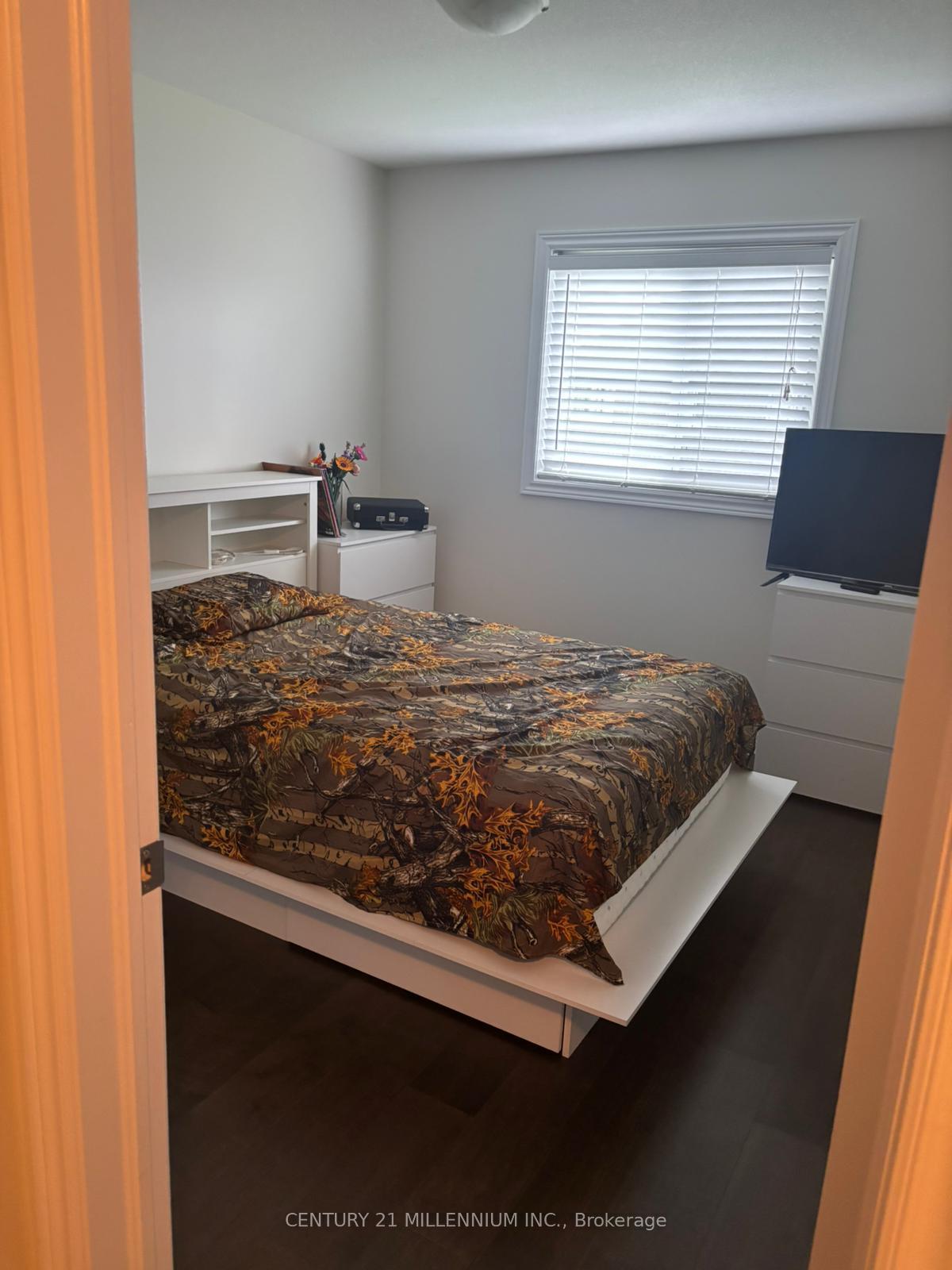 Photo 9 of 7738 Shaw Street, Niagara Falls, Oldfield — HOMEH