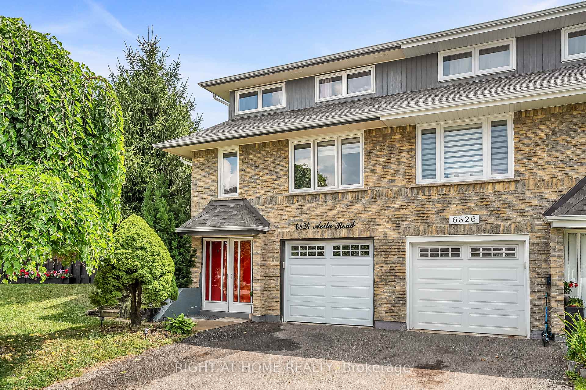 Front of 6824 Avila Road