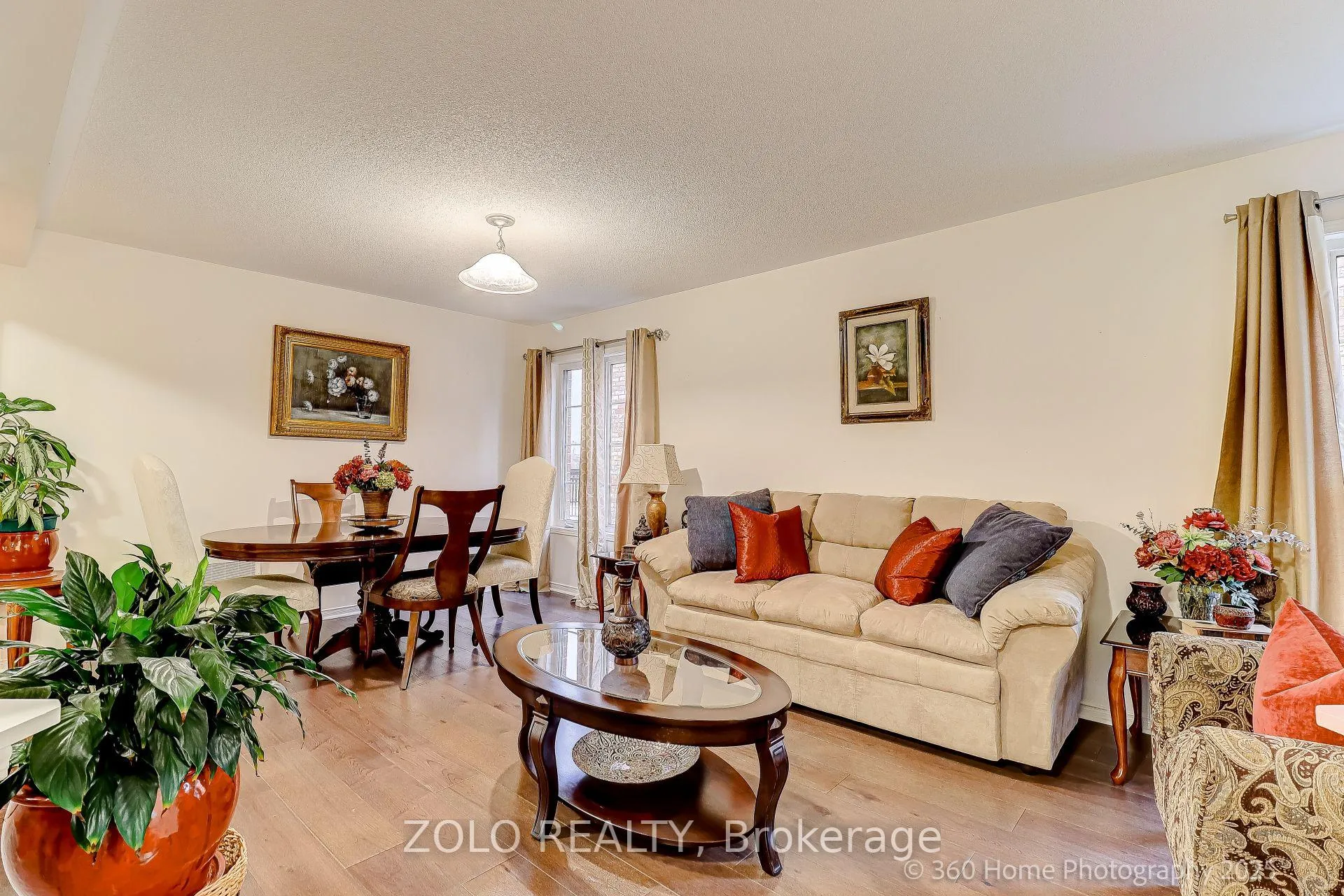 Photo 4 of 2012 Queensbury Drive, Oshawa, Taunton — HOMEH