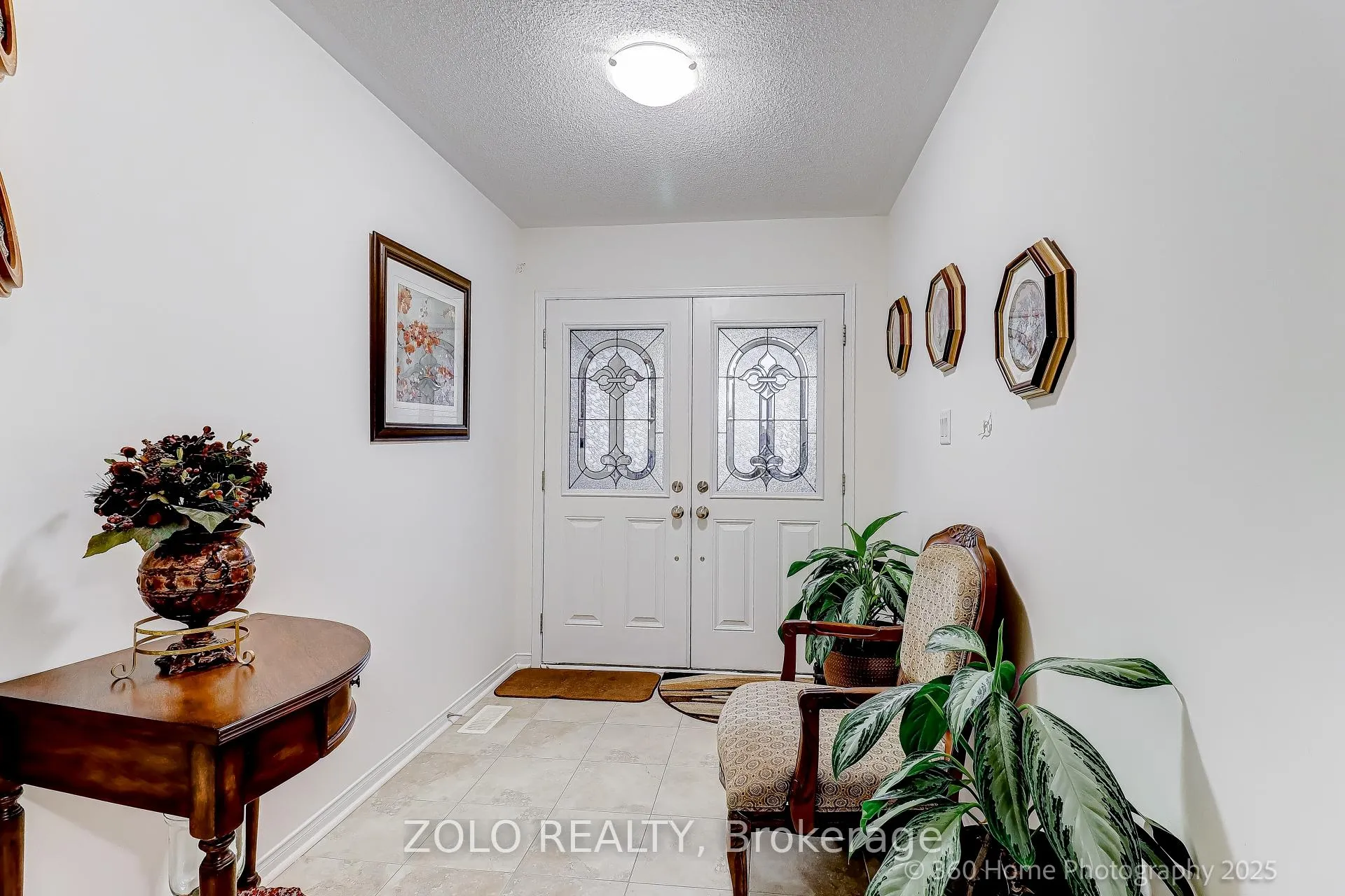 Photo 8 of 2012 Queensbury Drive, Oshawa, Taunton — HOMEH