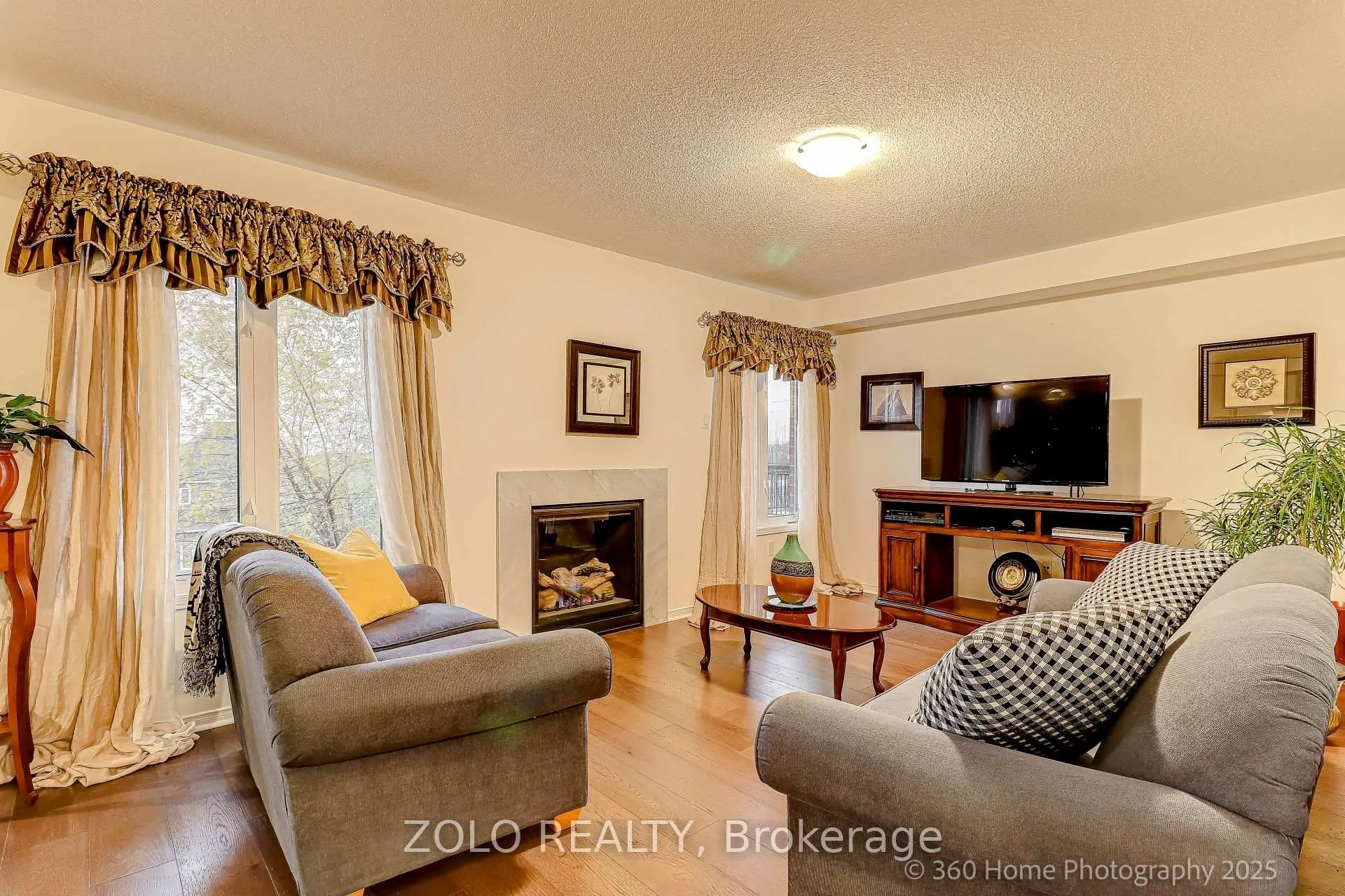 Photo 13 of 2012 Queensbury Drive, Oshawa, Taunton — HOMEH