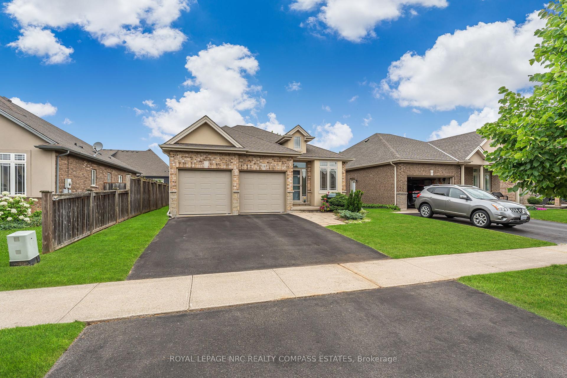 Photo 3 of 18 Willson Crossing, Pelham, Fonthill — HOMEH