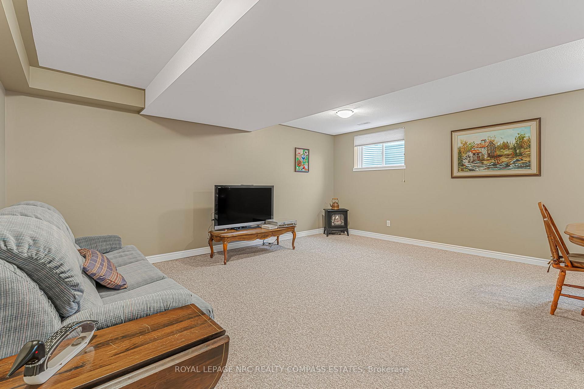 Photo 30 of 18 Willson Crossing, Pelham, Fonthill — HOMEH