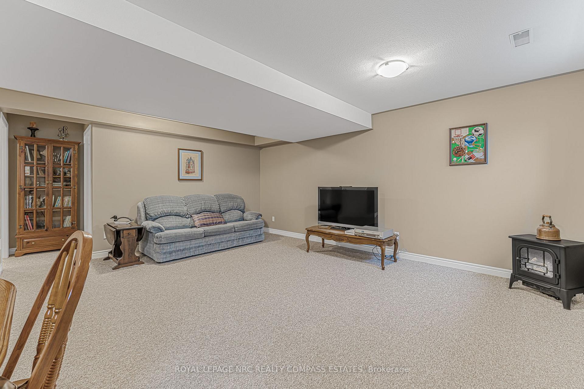 Photo 33 of 18 Willson Crossing, Pelham, Fonthill — HOMEH