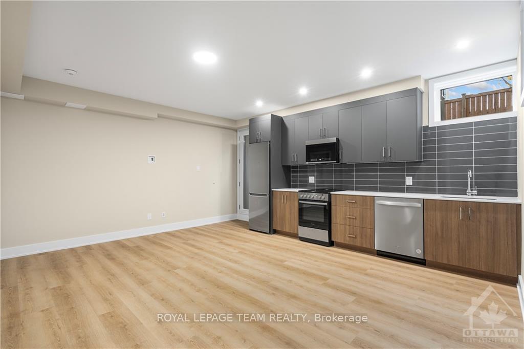 Photo 3 of Unit 2, 528 Maclaren Street, Ottawa, Ottawa Centre — HOMEH