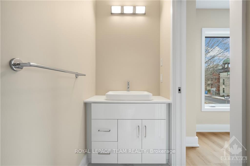 Photo 5 of Unit 5, 528 Maclaren Street, Ottawa, Ottawa Centre — HOMEH