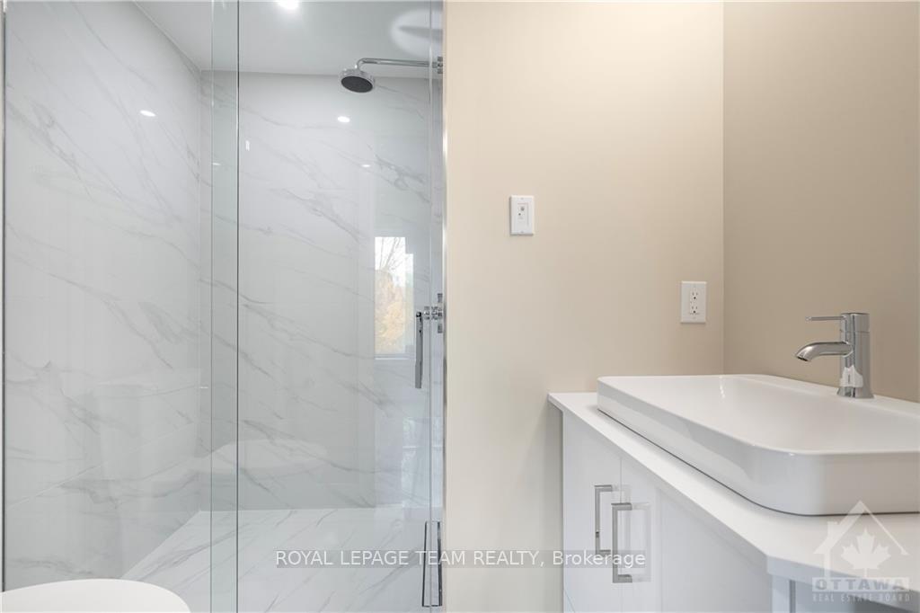 Photo 11 of Unit 5, 528 Maclaren Street, Ottawa, Ottawa Centre — HOMEH