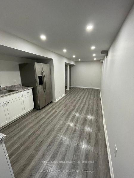 Photo 2 of Unit Lower, 4 Laurier Avenue, Milton, Bronte Meadows — HOMEH