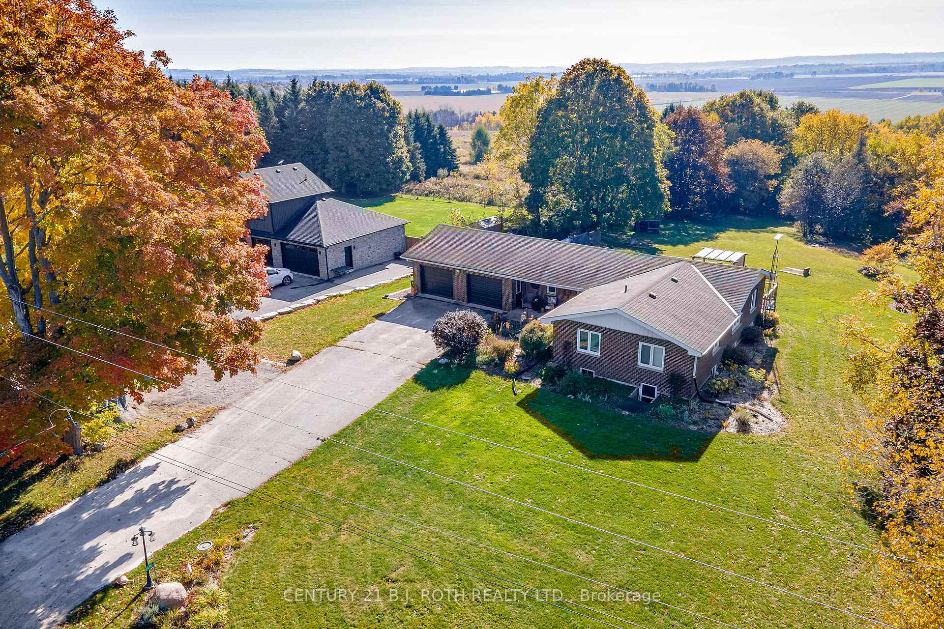 Photo 3 of 6495 13th Line, New Tecumseth, Rural New Tecumseth — HOMEH
