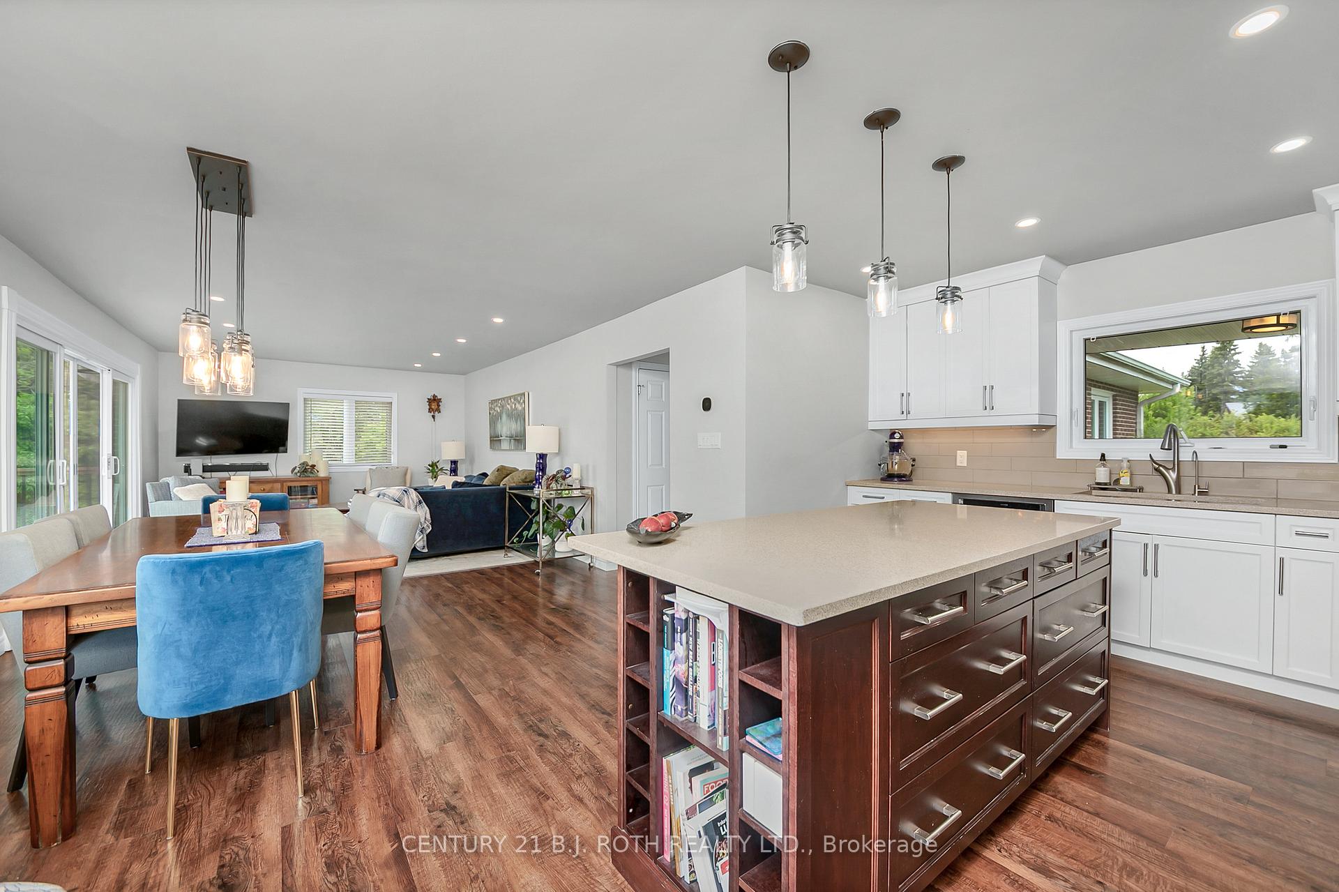 Photo 13 of 6495 13th Line, New Tecumseth, Rural New Tecumseth — HOMEH