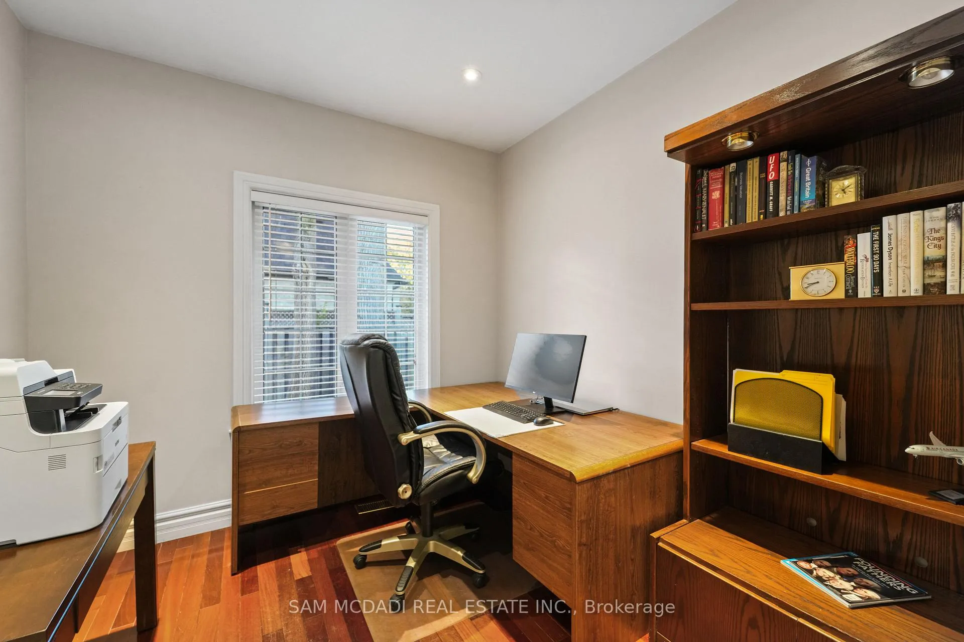 Photo 15 of 724 Atoka Drive, Mississauga, Lorne Park — HOMEH