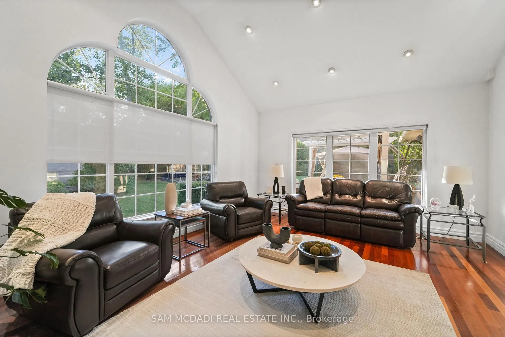Photo 17 of 724 Atoka Drive, Mississauga, Lorne Park — HOMEH