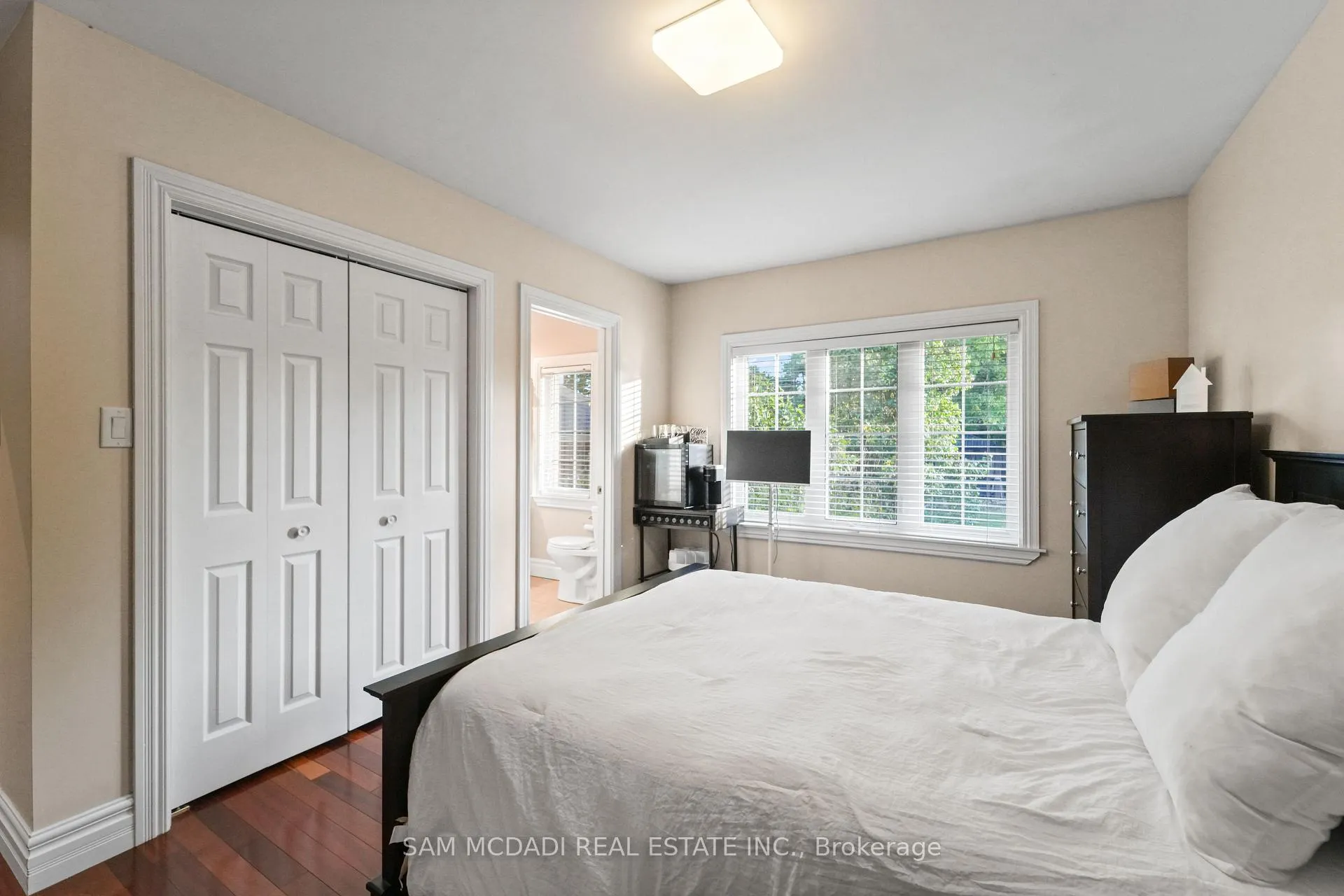 Photo 24 of 724 Atoka Drive, Mississauga, Lorne Park — HOMEH