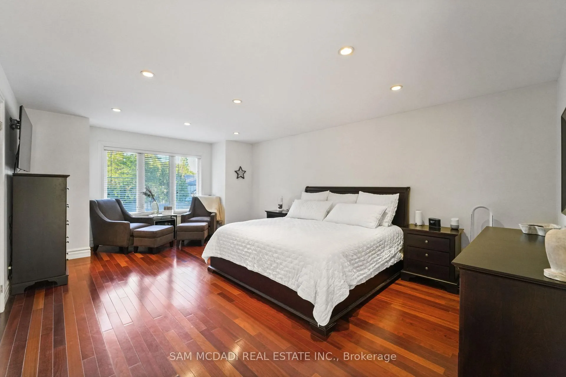Photo 28 of 724 Atoka Drive, Mississauga, Lorne Park — HOMEH