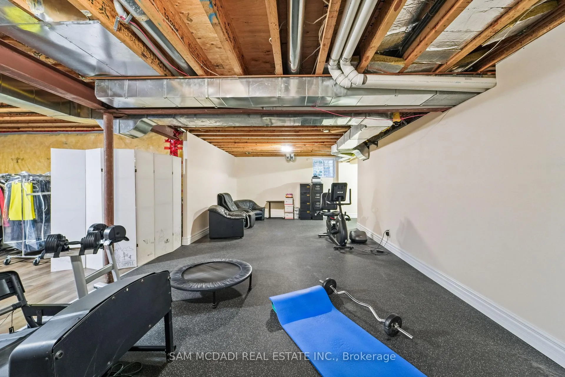Photo 41 of 724 Atoka Drive, Mississauga, Lorne Park — HOMEH