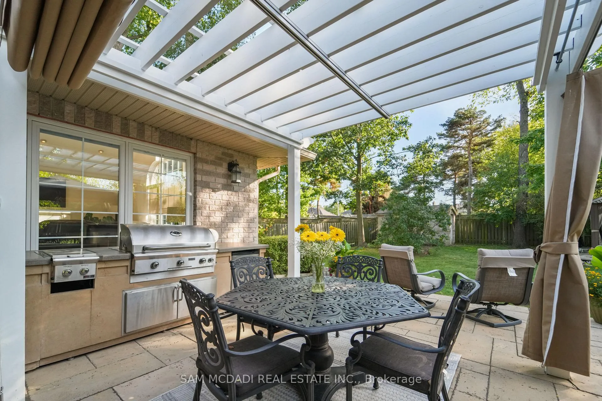 Photo 42 of 724 Atoka Drive, Mississauga, Lorne Park — HOMEH