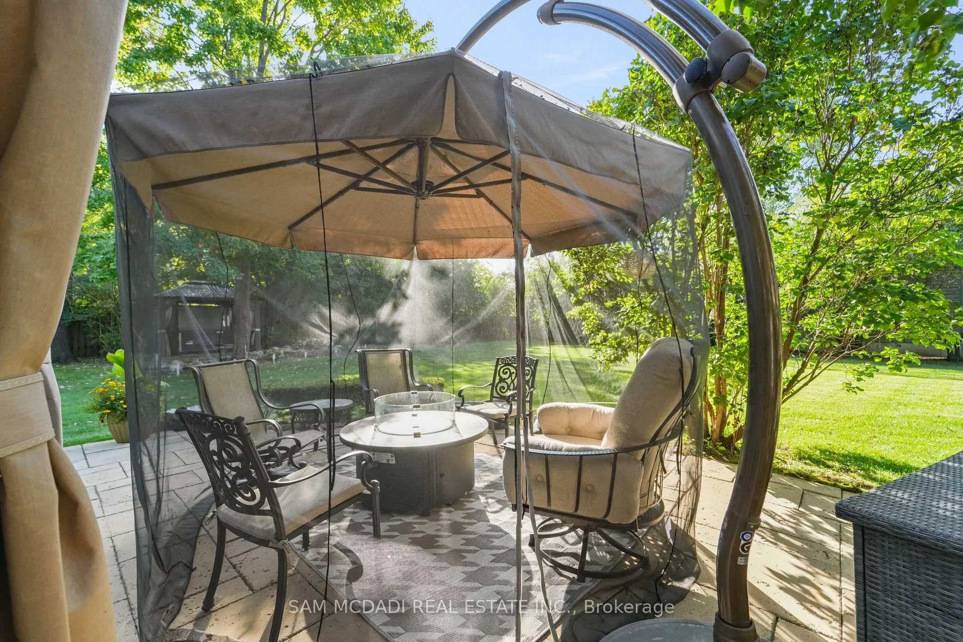 Photo 44 of 724 Atoka Drive, Mississauga, Lorne Park — HOMEH