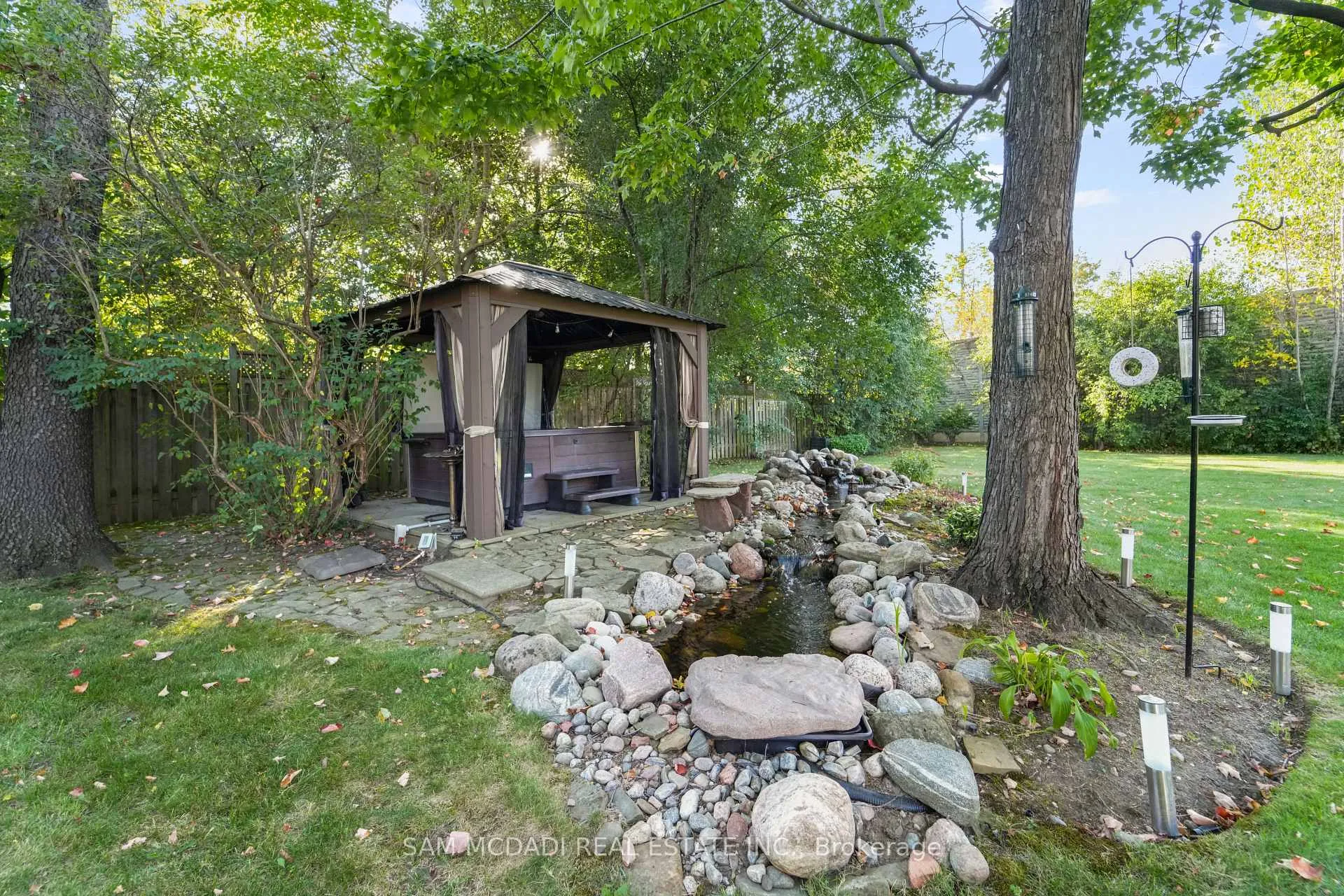Photo 45 of 724 Atoka Drive, Mississauga, Lorne Park — HOMEH