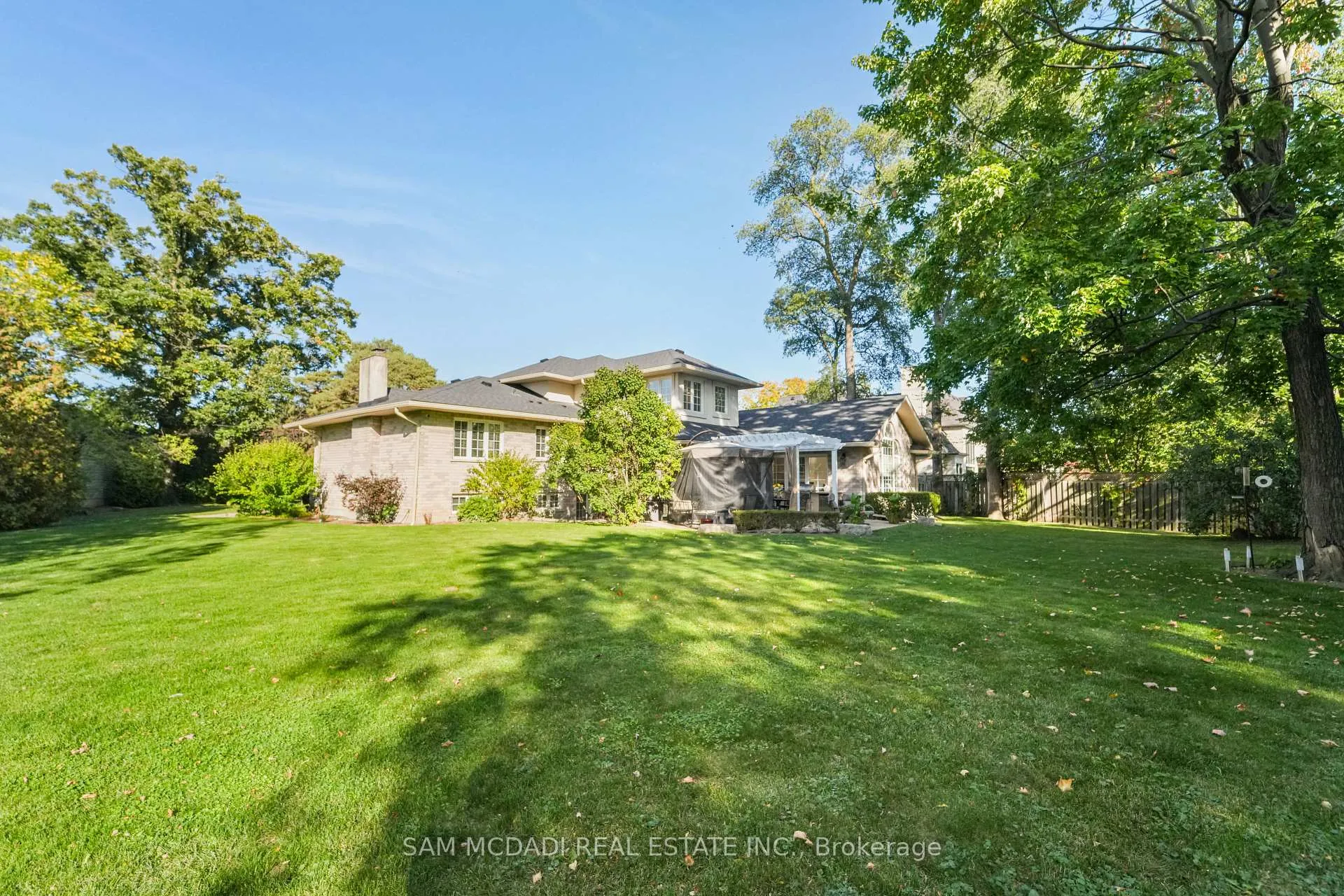 Photo 47 of 724 Atoka Drive, Mississauga, Lorne Park — HOMEH