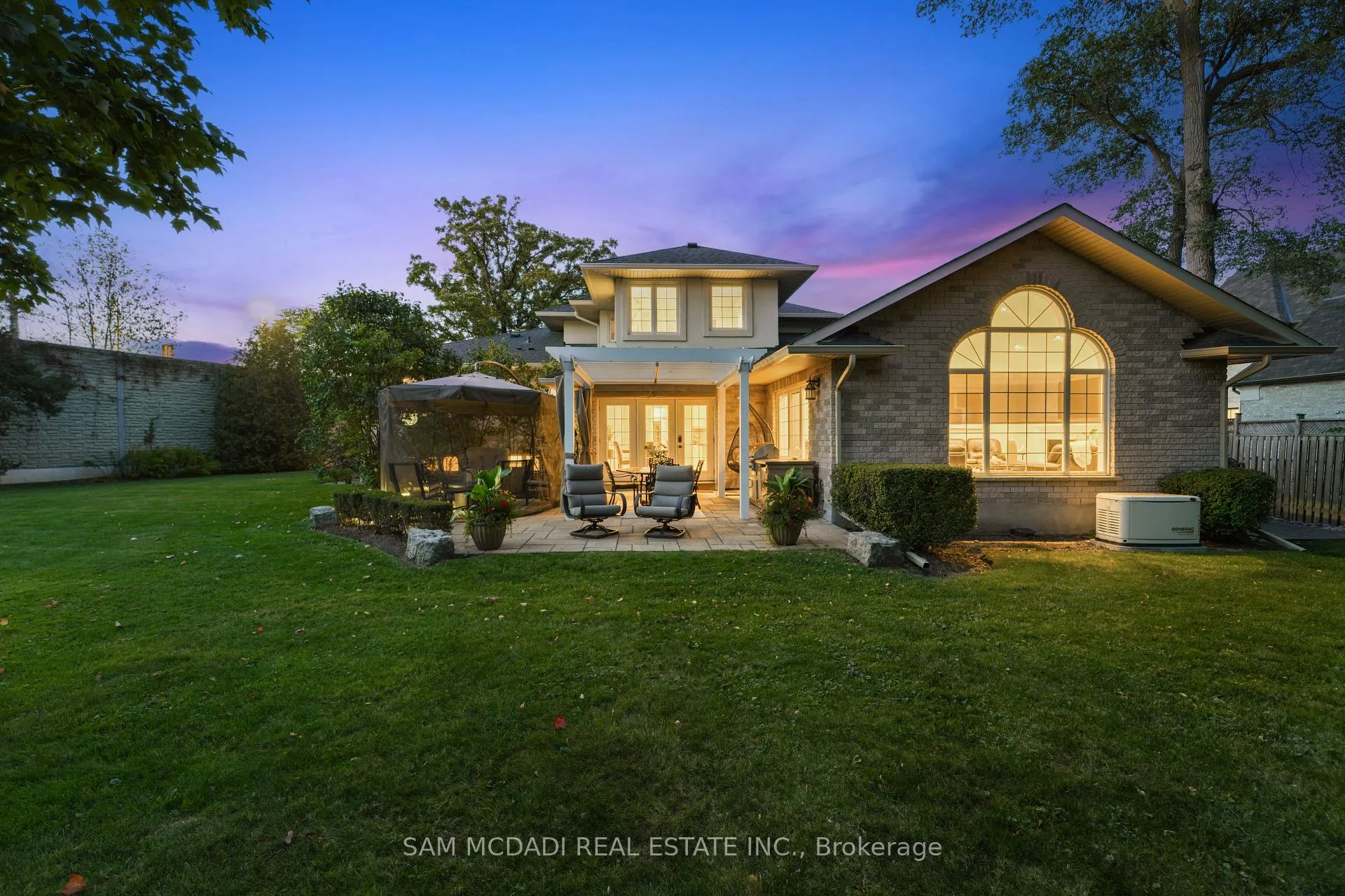 Photo 49 of 724 Atoka Drive, Mississauga, Lorne Park — HOMEH