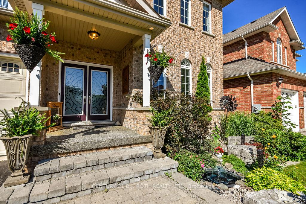 Photo 2 of 120 Atlantis Drive, Orillia — HOMEH