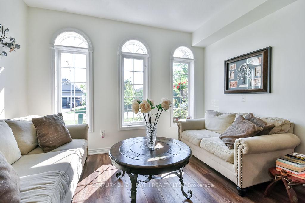 Photo 7 of 120 Atlantis Drive, Orillia — HOMEH