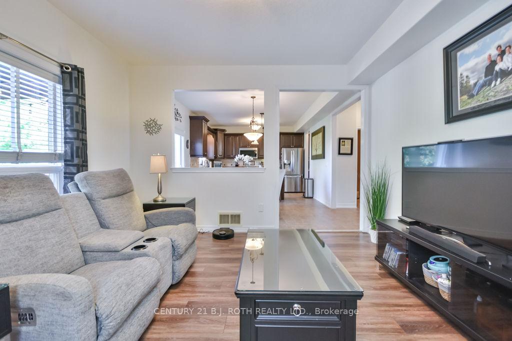 Photo 16 of 120 Atlantis Drive, Orillia — HOMEH