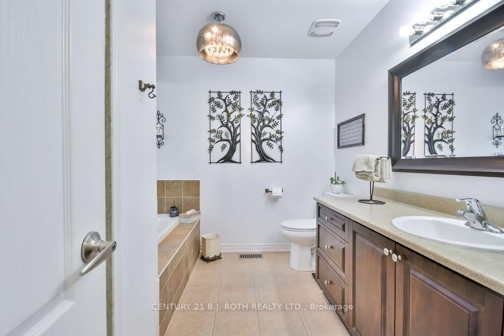 Photo 19 of 120 Atlantis Drive, Orillia — HOMEH