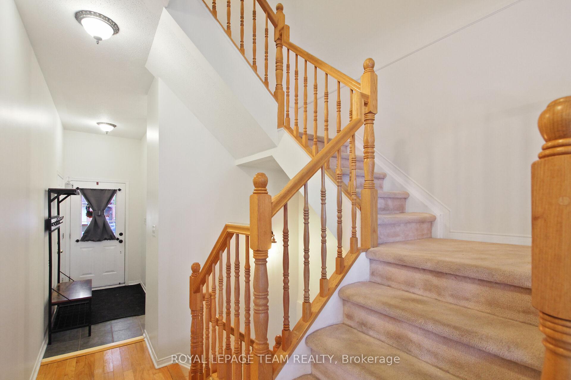 Photo 5 of 2091 Hiboux Street E, Ottawa, Avalon East — HOMEH