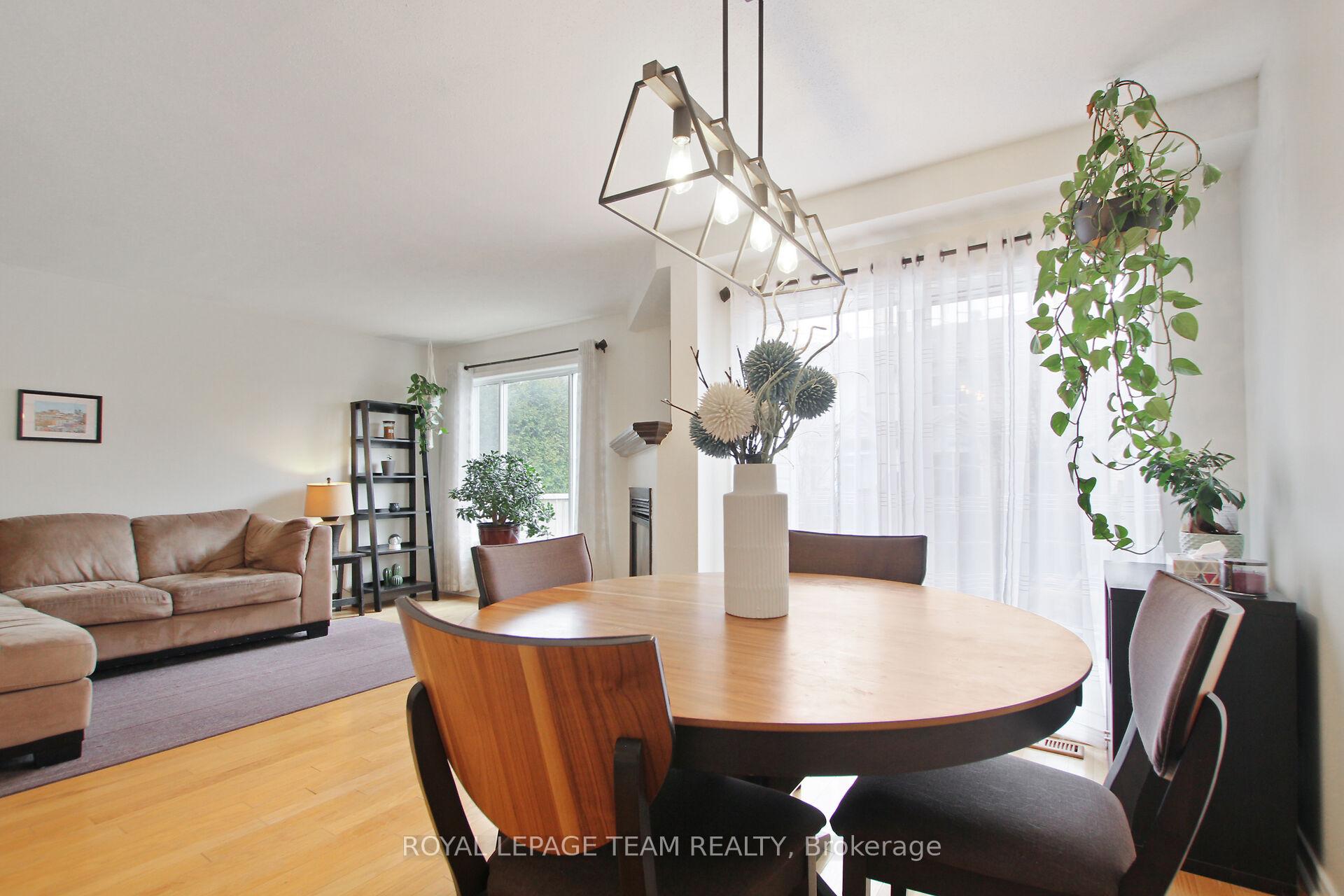Photo 10 of 2091 Hiboux Street E, Ottawa, Avalon East — HOMEH