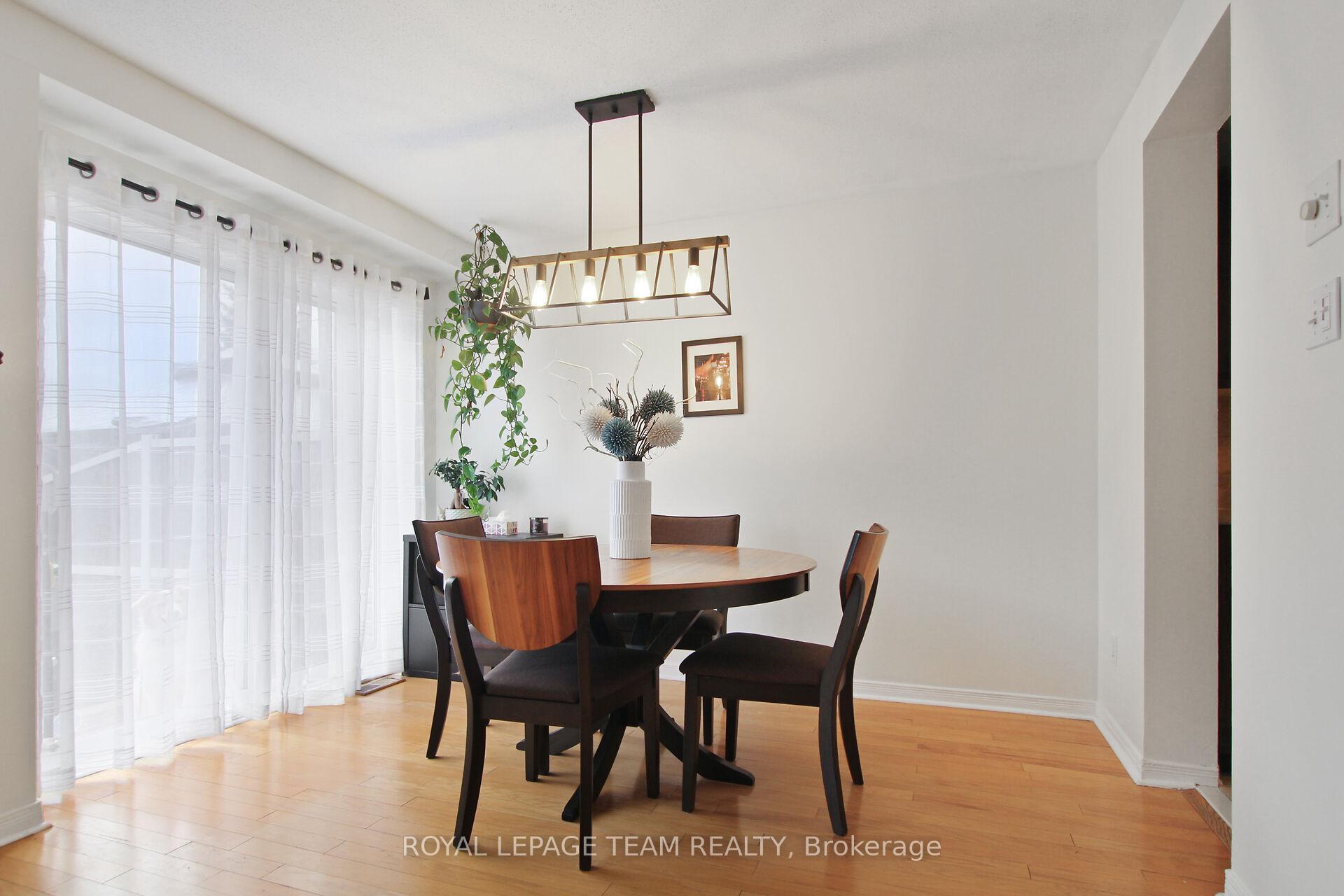 Photo 11 of 2091 Hiboux Street E, Ottawa, Avalon East — HOMEH