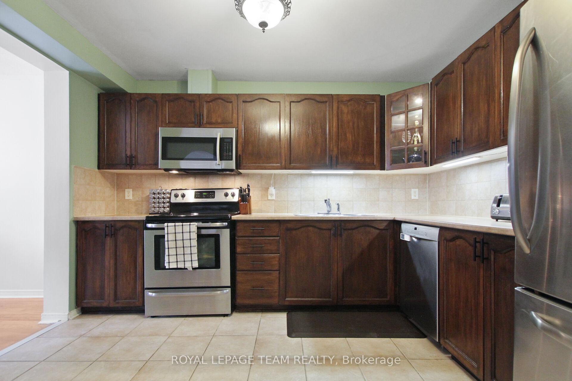 Photo 15 of 2091 Hiboux Street E, Ottawa, Avalon East — HOMEH