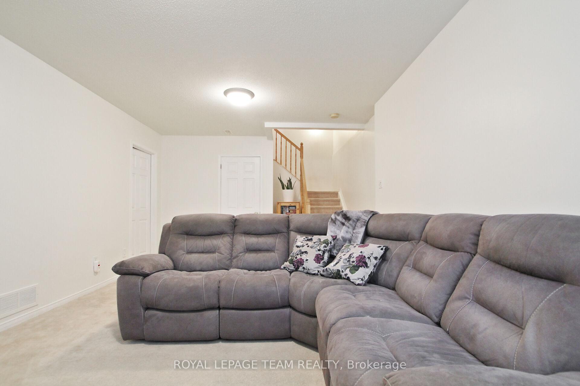Photo 26 of 2091 Hiboux Street E, Ottawa, Avalon East — HOMEH
