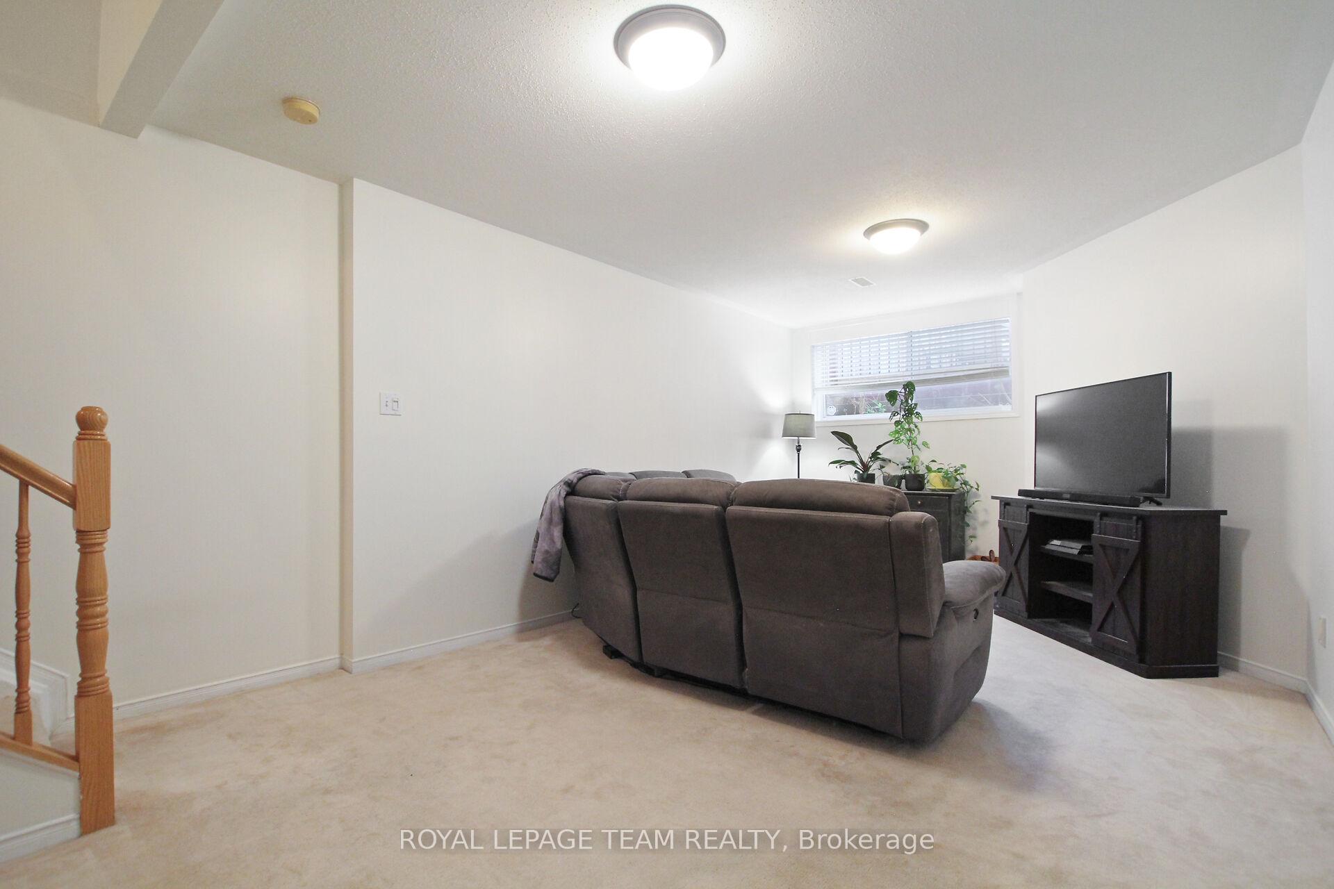 Photo 29 of 2091 Hiboux Street E, Ottawa, Avalon East — HOMEH