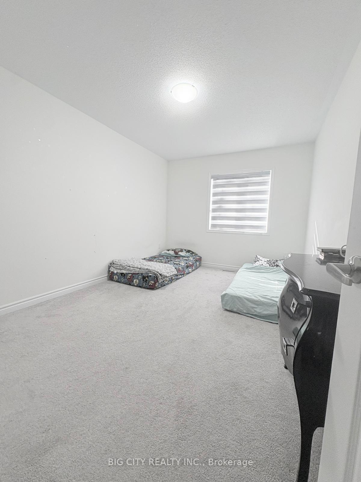 Photo 10 of 982 Cherry Court, Milton, Cobban — HOMEH