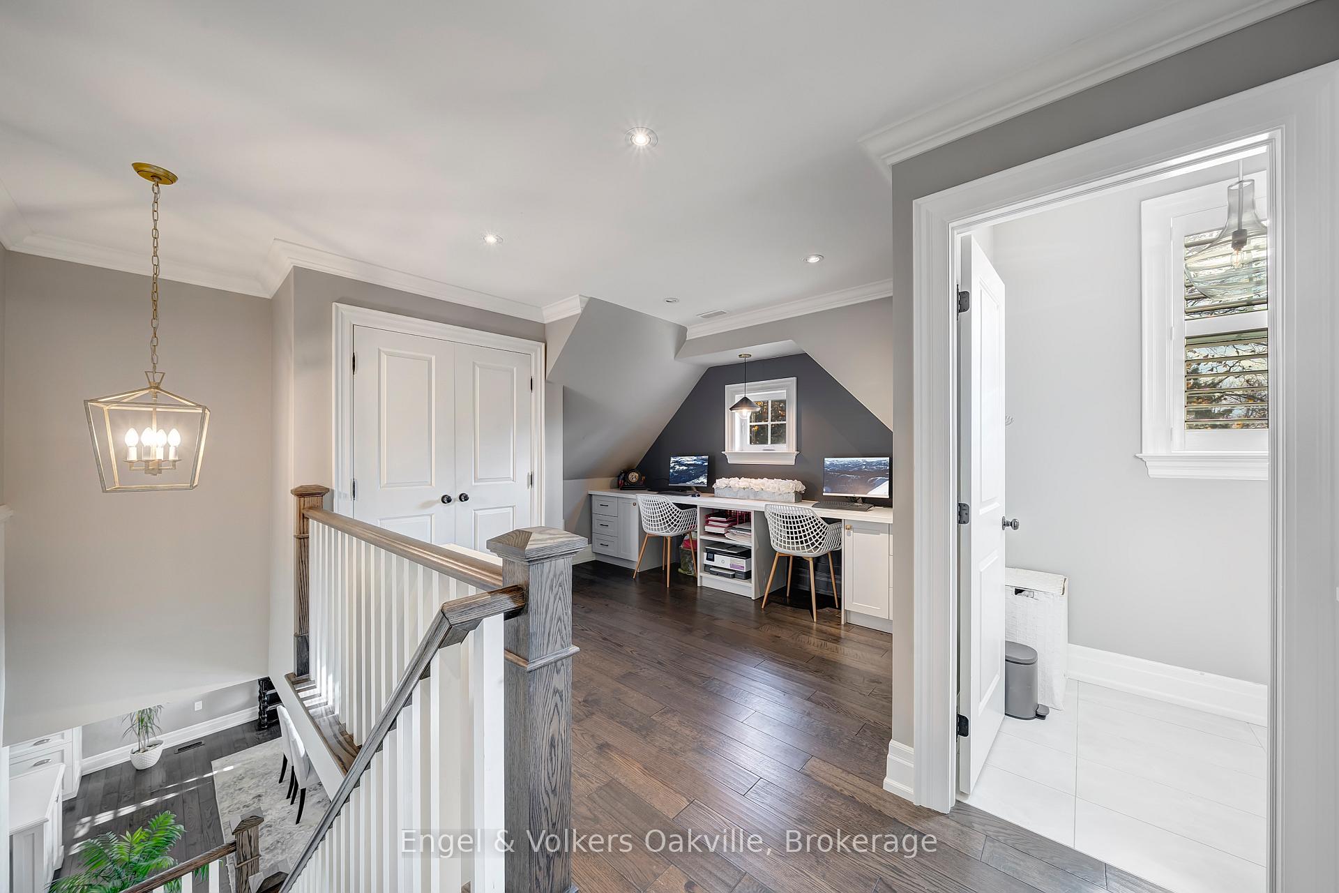 Photo 21 of 1378 Langdale Crescent, Oakville, Falgarwood — HOMEH