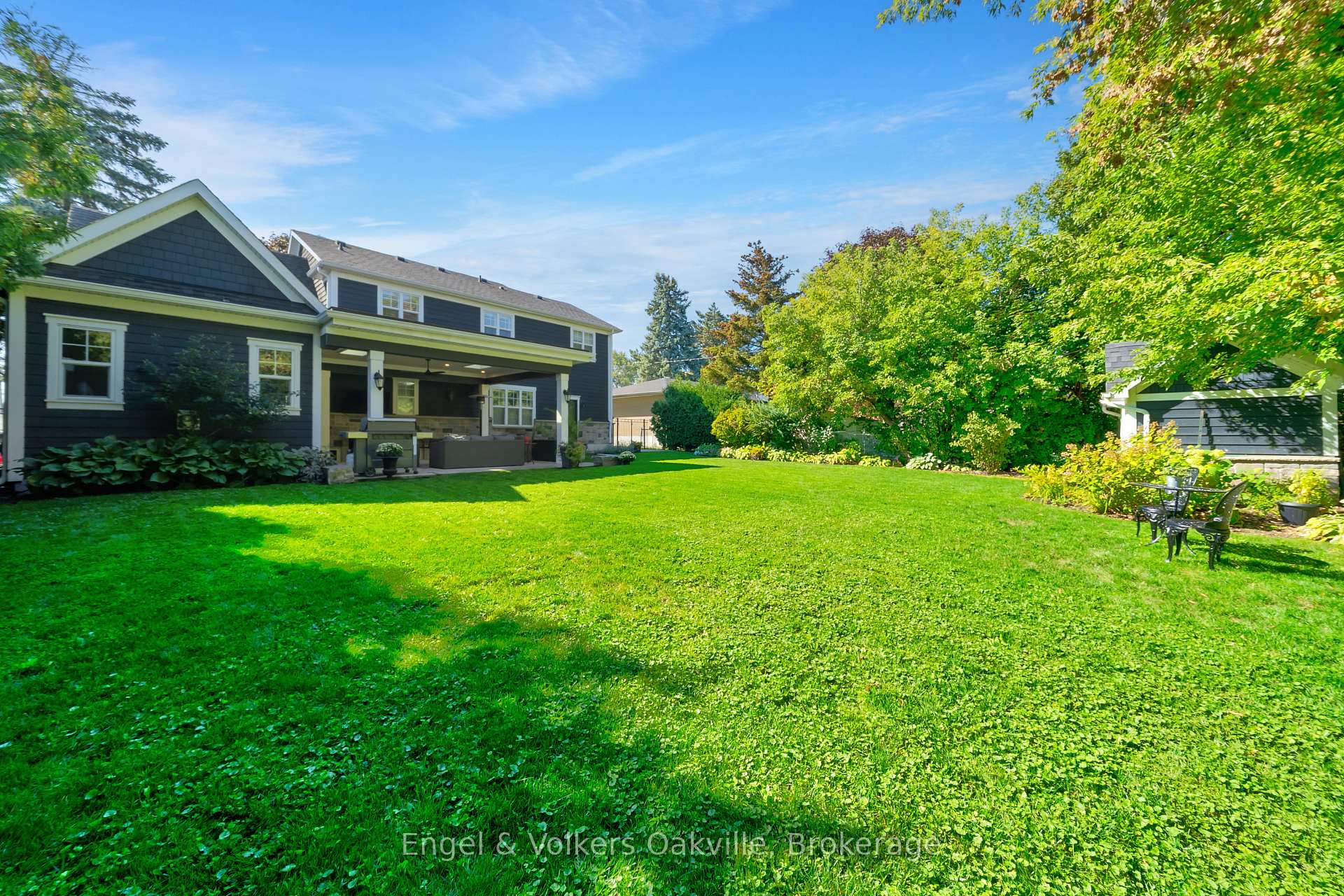 Photo 30 of 1378 Langdale Crescent, Oakville, Falgarwood — HOMEH