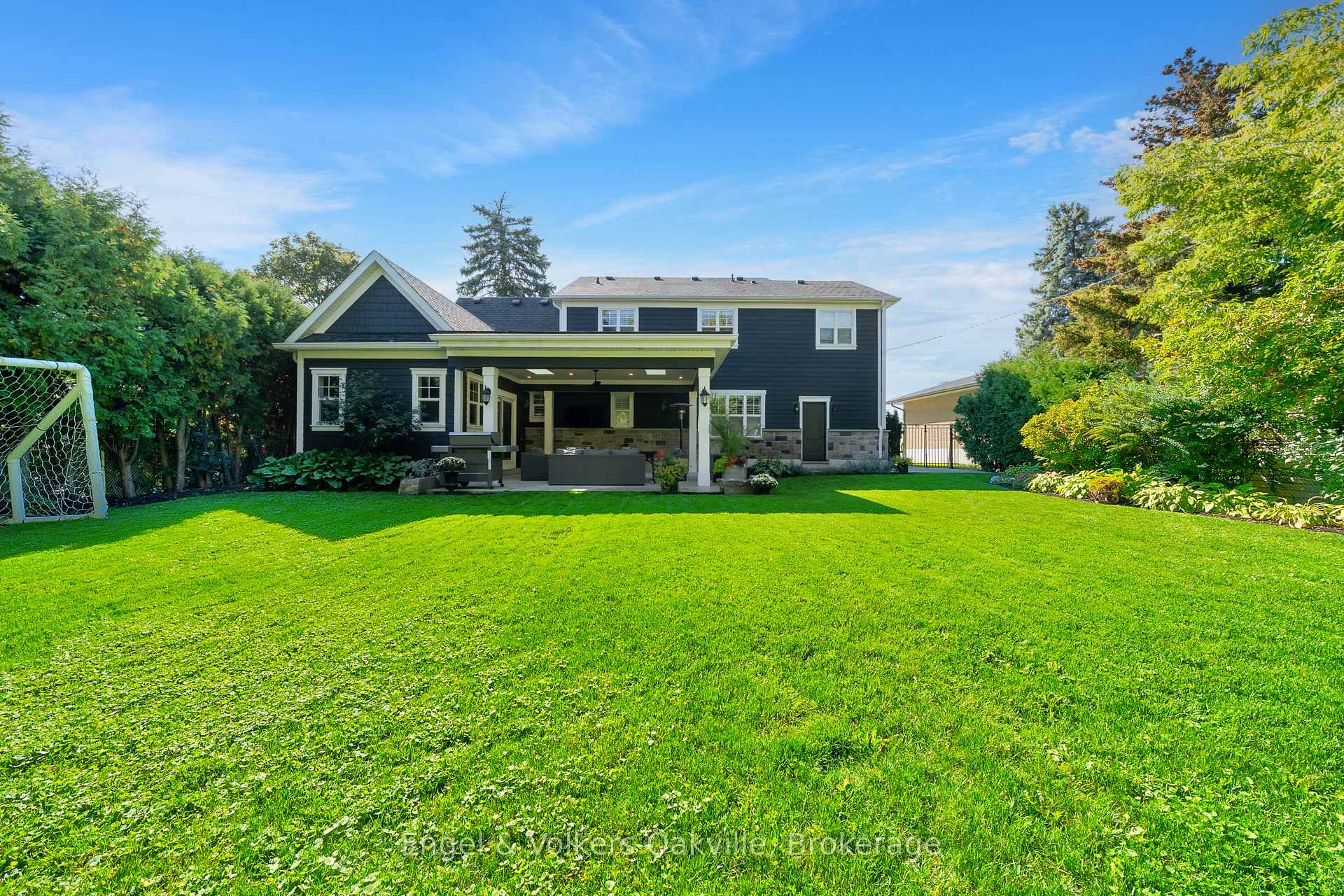 Photo 32 of 1378 Langdale Crescent, Oakville, Falgarwood — HOMEH