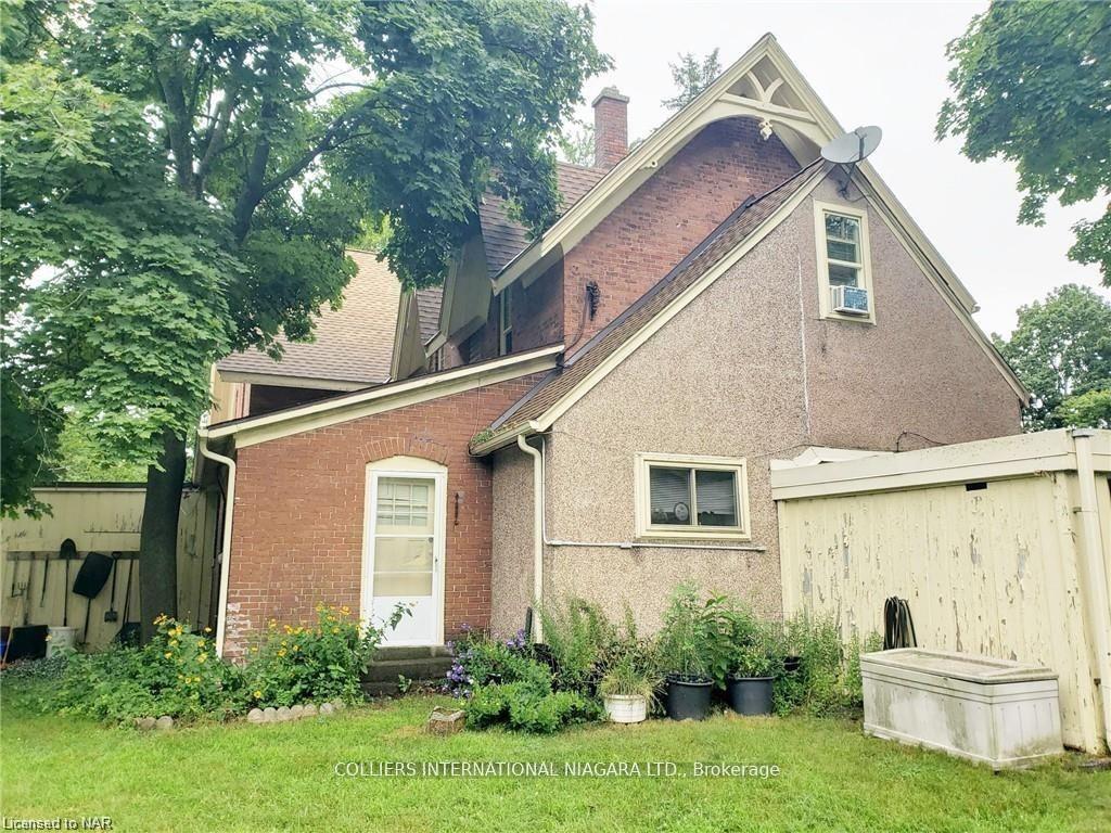 Photo 3 of 90 Canboro Road, Pelham, Fonthill — HOMEH