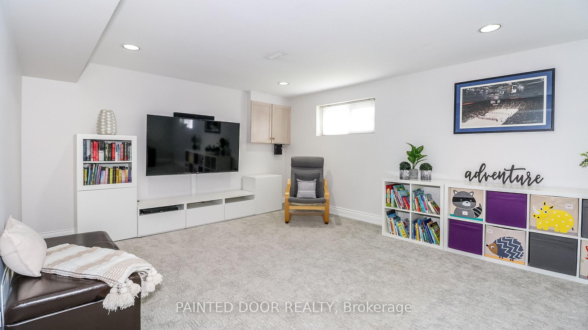 Photo 18 of 752 Silcote Road, Mississauga, Applewood — HOMEH