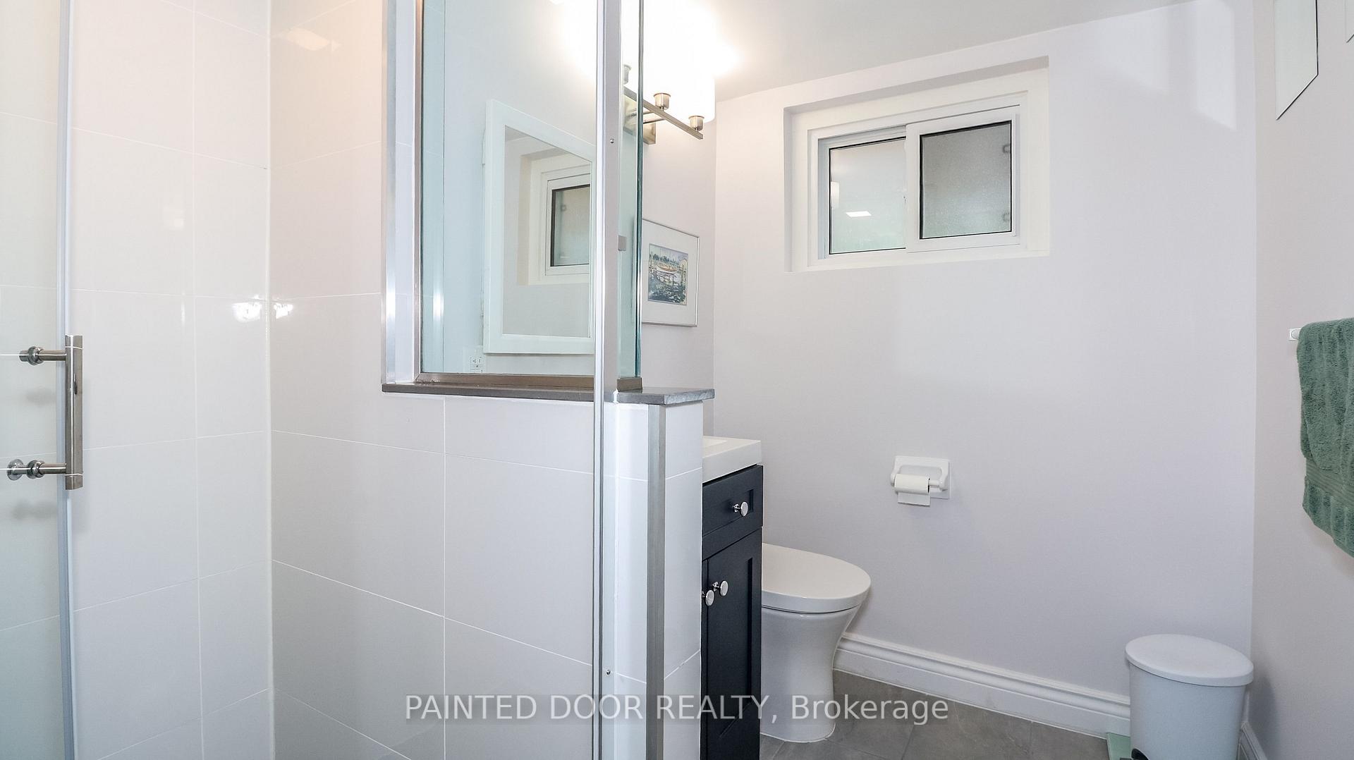 Photo 21 of 752 Silcote Road, Mississauga, Applewood — HOMEH