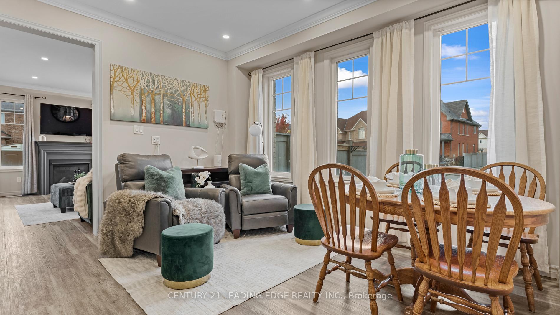 Photo 8 of 74 Jackson Drive, New Tecumseth, Tottenham — HOMEH