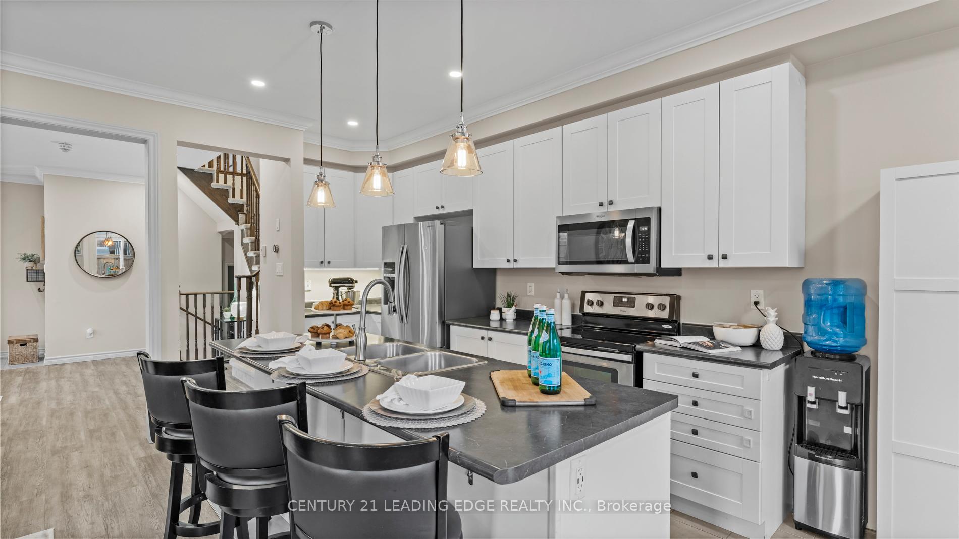 Photo 11 of 74 Jackson Drive, New Tecumseth, Tottenham — HOMEH