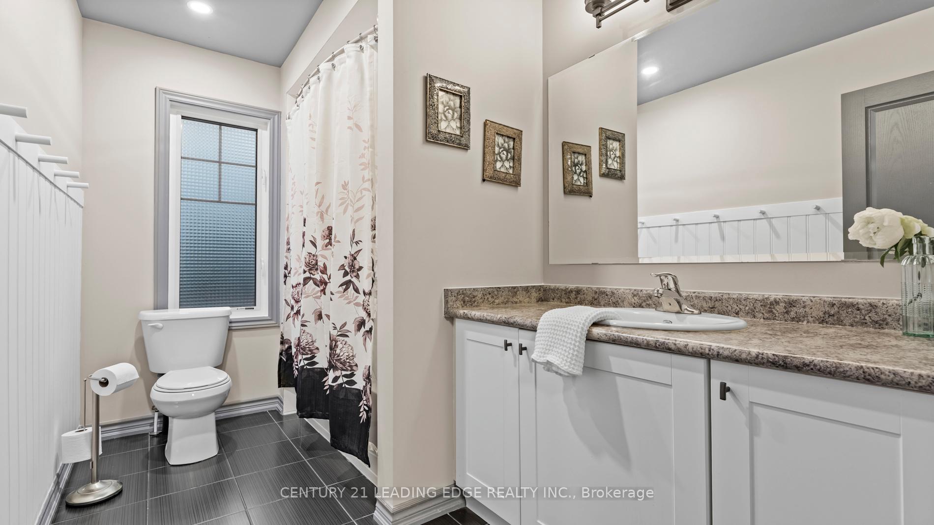 Photo 27 of 74 Jackson Drive, New Tecumseth, Tottenham — HOMEH